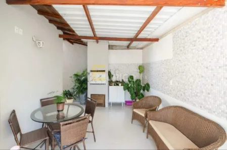 Casa de Condomínio com 3 Quartos à venda, 160m² no Lenheiro, Valinhos