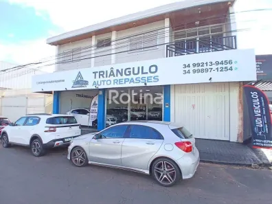 Apartamento com 3 Quartos para alugar, 100m² no Centro, Uberlândia