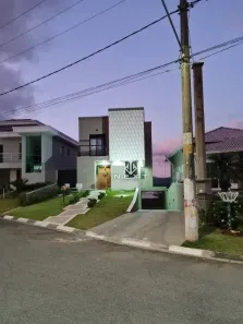 Casa de Condomínio com 3 Quartos à venda, 220m² no Suru, Santana de Parnaíba