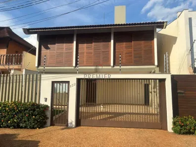 Sobrado com 3 Quartos à venda, 206m² no Lago Parque, Londrina