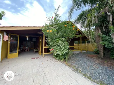 Casa com 4 Quartos à venda, 120m² no Armação, Penha