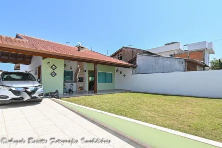 Casa com 3 Quartos à venda, 140m² no Bal Stella Maris, Peruíbe