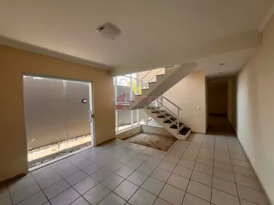 Sobrado com 3 Quartos para alugar, 162m² no Horto Santo Antonio, Jundiaí