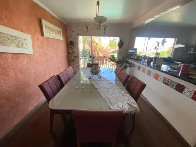 Casa com 3 Quartos à venda, 322m² no Vila Camargo, Bauru