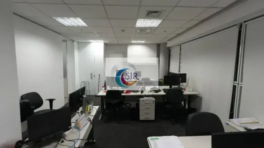 Sala Comercial para alugar, 328m² no Vila Olímpia, São Paulo