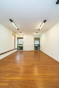 Sala Comercial para alugar, 73m² no Menino Deus, Porto Alegre