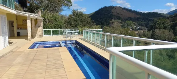 Casa de Condomínio com 3 Quartos à venda, 280m² no Bonsucesso, Petrópolis