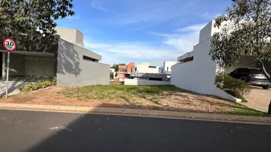Lote/Terreno à venda, 12m² no Condomínio Village São Carlos IV, São Carlos