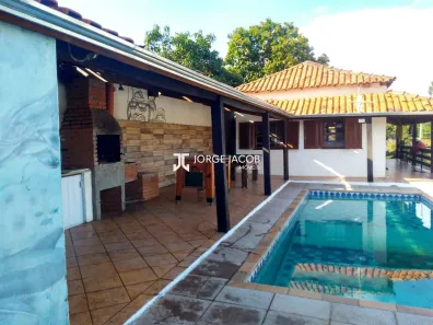 Fazenda/Sítio com 2 Quartos à venda, 200m² no Centro, Boituva
