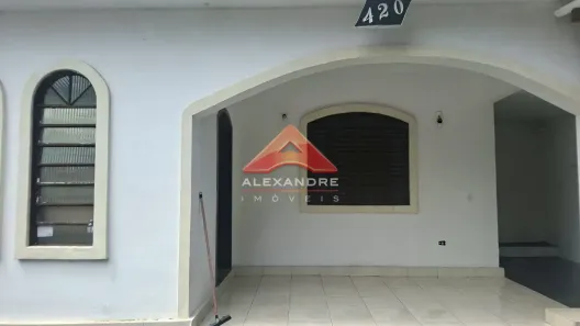 Casa com 3 Quartos para alugar, 297m² no Vila Tesouro, São José dos Campos