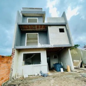 Sobrado com 3 Quartos à venda, 134m² no Fazendinha, Curitiba