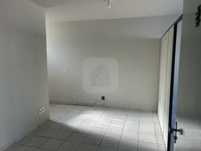 Sala Comercial para alugar, 26m² no Nossa Senhora Aparecida, Uberlândia
