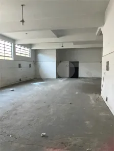 Galpão/Depósito/Armazém com 2 Quartos para alugar, 400m² no Vila Ré, São Paulo