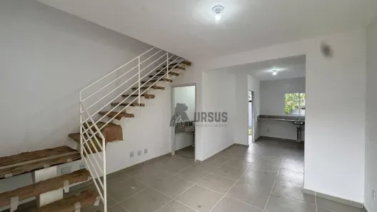 Casa de Condomínio com 2 Quartos à venda, 72m² no Vila Areao, Taubaté