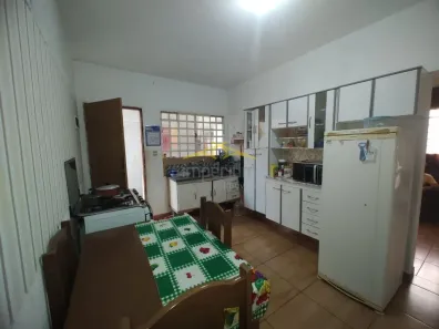 Casa com 2 Quartos à venda, 108m² no Parque Nova Carioba, Americana