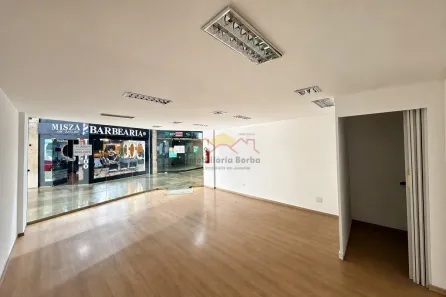 Sala Comercial para alugar, 73m² no Centro, Joinville