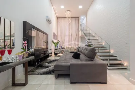 Sobrado com 3 Quartos à venda, 210m² no Residencial Jardim do Jatobá, Hortolândia