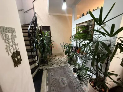Sobrado com 4 Quartos à venda, 250m² no Cidade Vargas, São Paulo