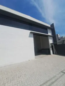 Galpão/Depósito/Armazém para alugar, 240m² no Vila Morse, São Paulo