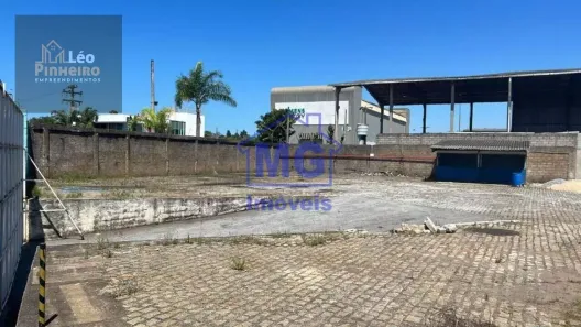 Galpão/Depósito/Armazém para alugar, 1000m² no Granja dos Cavaleiros, Macaé