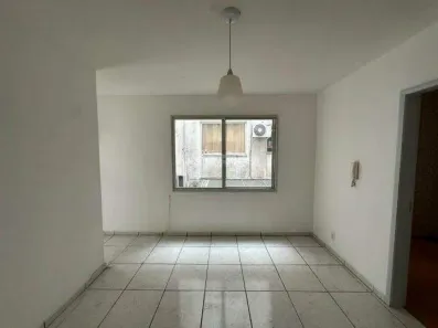 Apartamento com 2 Quartos para alugar, 54m² no São Sebastião, Porto Alegre