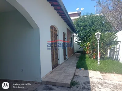 Casa com 3 Quartos para alugar, 145m² no Jardim Santa Maria, Jacareí
