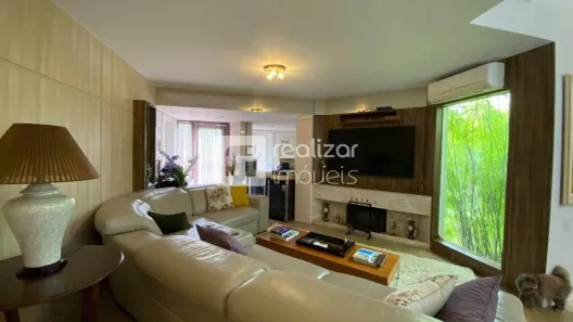 Casa com 5 Quartos à venda, 648m² no João Paulo, Florianópolis