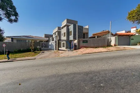 Sobrado com 3 Quartos à venda, 135m² no Pilarzinho, Curitiba
