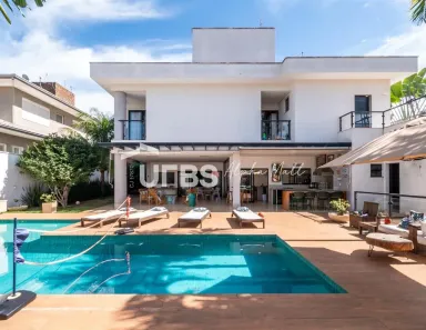 Casa de Condomínio com 4 Quartos à venda, 533m² no Jardins Milão, Goiânia