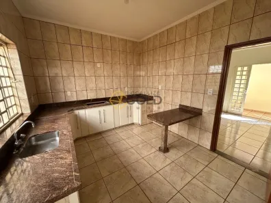 Casa com 3 Quartos à venda, 176m² no Jardim Brasilândia, Franca