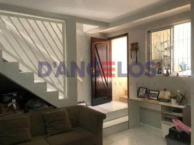 Sobrado com 3 Quartos à venda, 180m² no Vila Carrão, São Paulo