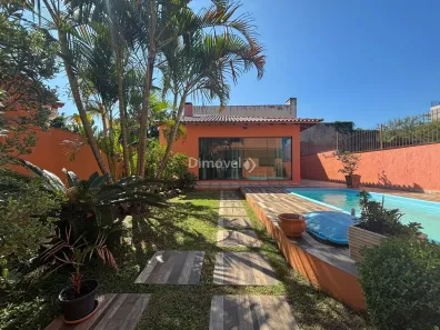Casa com 3 Quartos à venda, 197m² no Espírito Santo, Porto Alegre