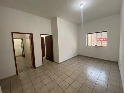 Apartamento com 2 Quartos para alugar, 60m² no Centro, Taubaté