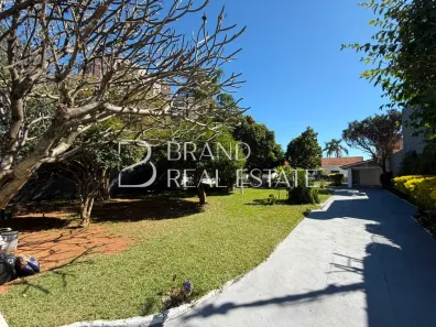 Casa com 3 Quartos para venda ou aluguel, 252m² no Alvinópolis, Atibaia