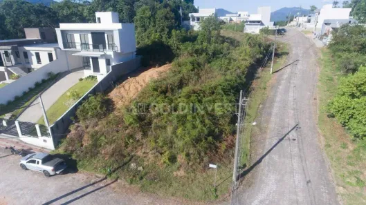 Lote/Terreno à venda, 430m² no Primeiro de Maio, Brusque
