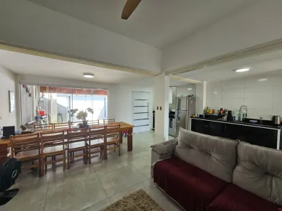 Casa com 3 Quartos à venda, 120m² no Solemar, Praia Grande