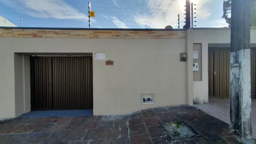 Casa com 3 Quartos para alugar, 111m² no José de Alencar, Fortaleza