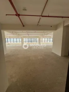 Ponto Comercial para alugar, 210m² no Tabajaras, Uberlândia