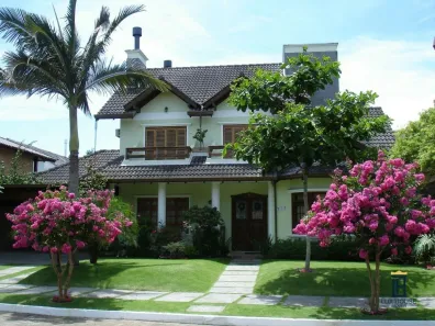 Casa com 4 Quartos para alugar, 450m² no Jurerê Internacional, Florianópolis