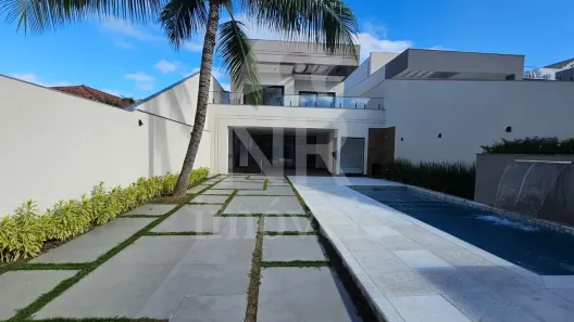Casa de Condomínio com 5 Quartos à venda, 484m² no Barra da Tijuca, Rio de Janeiro