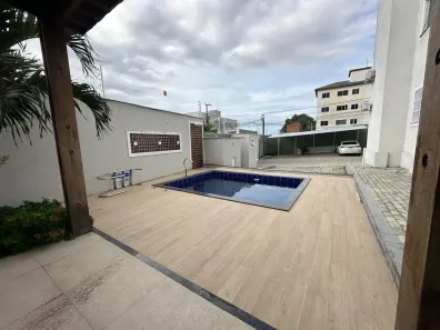 Apartamento com 2 Quartos para alugar, 50m² no Parque Potira (Jurema), Caucaia