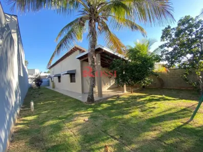 Casa de Condomínio com 3 Quartos para alugar, 250m² no Parque Mãe Preta, Rio Claro
