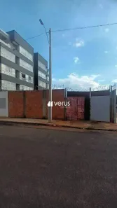 Lote/Terreno à venda, 450m² no Segismundo Pereira, Uberlândia