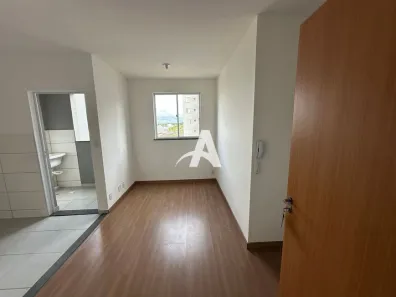 Apartamento com 2 Quartos para alugar, 49m² no Laranjeiras, Uberlândia