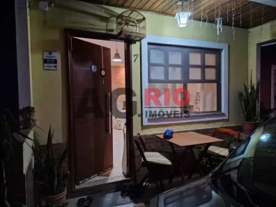 Casa de Condomínio com 2 Quartos à venda, 77m² no Curicica, Rio de Janeiro