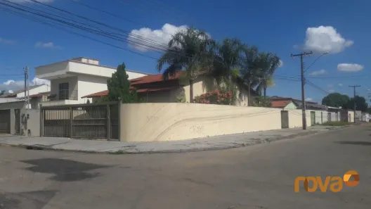 Casa com 4 Quartos à venda, 282m² no Setor Faiçalville, Goiânia