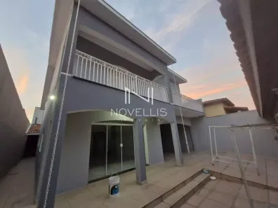 Sobrado com 4 Quartos para alugar, 300m² no Jardim Santa Maria, Jacareí