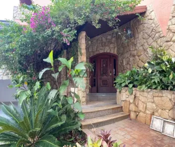 Sobrado com 4 Quartos à venda, 641m² no Jardim Santa Adelaide, Jundiaí
