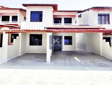 Casa de Condomínio com 5 Quartos à venda, 215m² no Sapiranga-Coité, Fortaleza