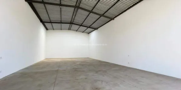 Galpão/Depósito/Armazém para alugar, 250m² no Parque das Laranjeiras I, Uberaba